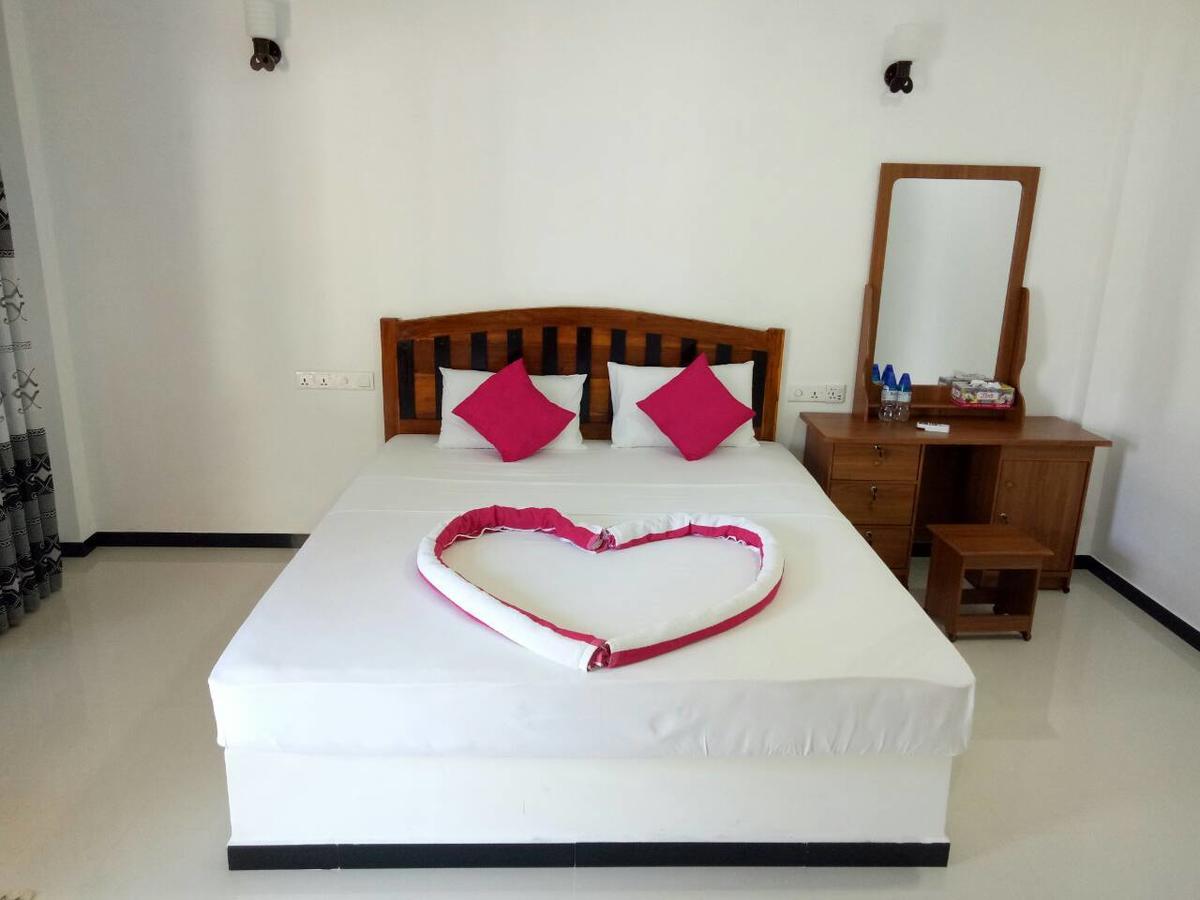 White Lion Paradise Dikwella Batigama Exterior foto